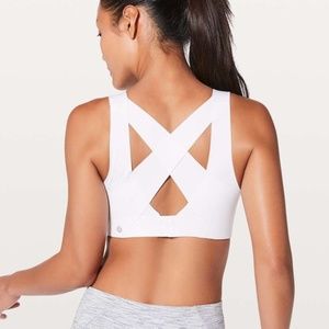 Lululemon enlite high support bra white 32DD - no flaws!